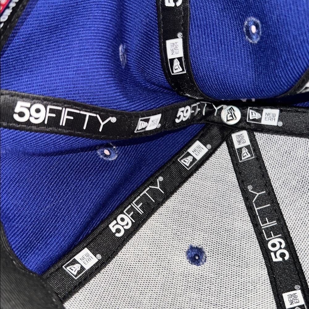 New Era Blue Cap with White Dodgers Baseball Emblem - Picture 5 of 10